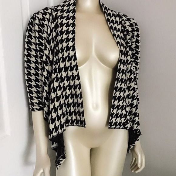 Vintage Le Chateau Houndstooth Wrap Jacket